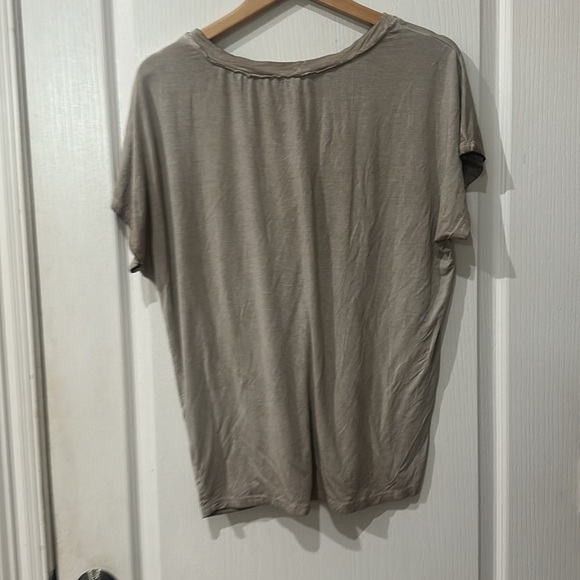 Umgee Sz S oversized taupe short sleeve top NWT - Picture 4 of 6
